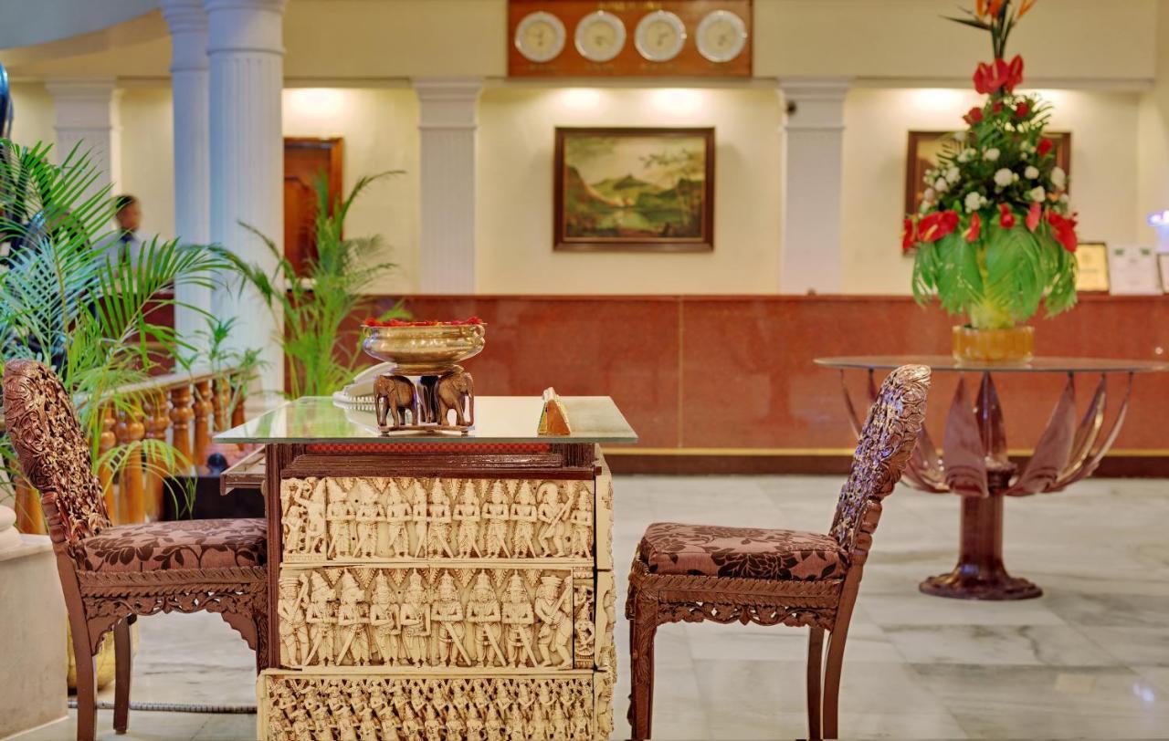 アンバサダー パラーバ チェンナイ ホテル エクステリア 写真